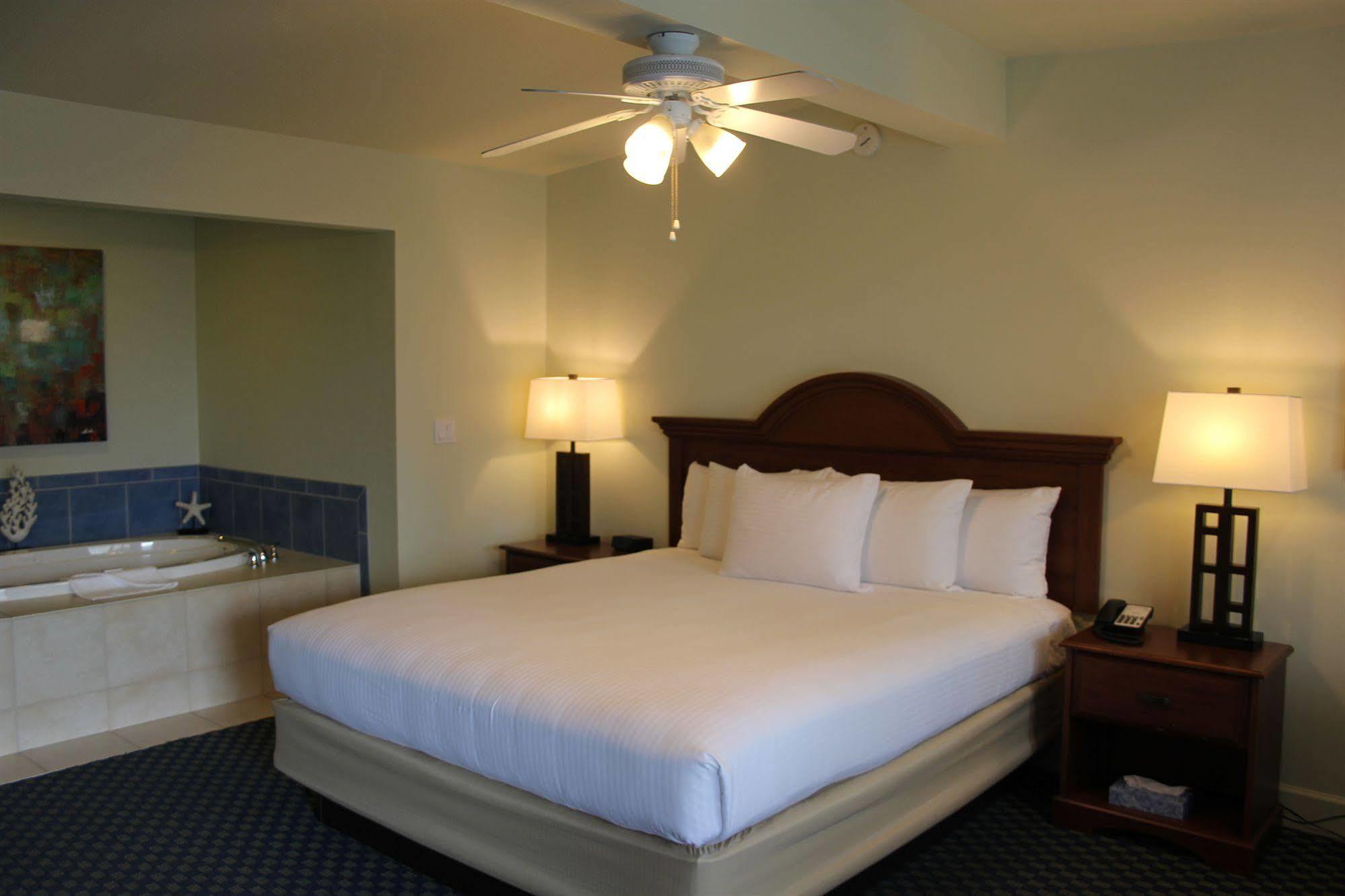 Anacortes Ship Harbor Inn ภายนอก รูปภาพ